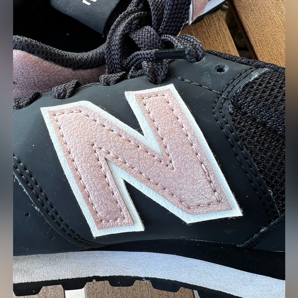 ๐ก๐ฒ๐ ๐๐ฎ๐น๐ฎ๐ป๐ฐ๐ฒ ๐
๐๐๐ฎ๐ฎ๐ฐ ๐ ๐ถ๐๐ฟ๐ฎ๐ต๐ถ ๐๐ถ๐๐ฒ! 510 Sneakers - Picture 9 of 10